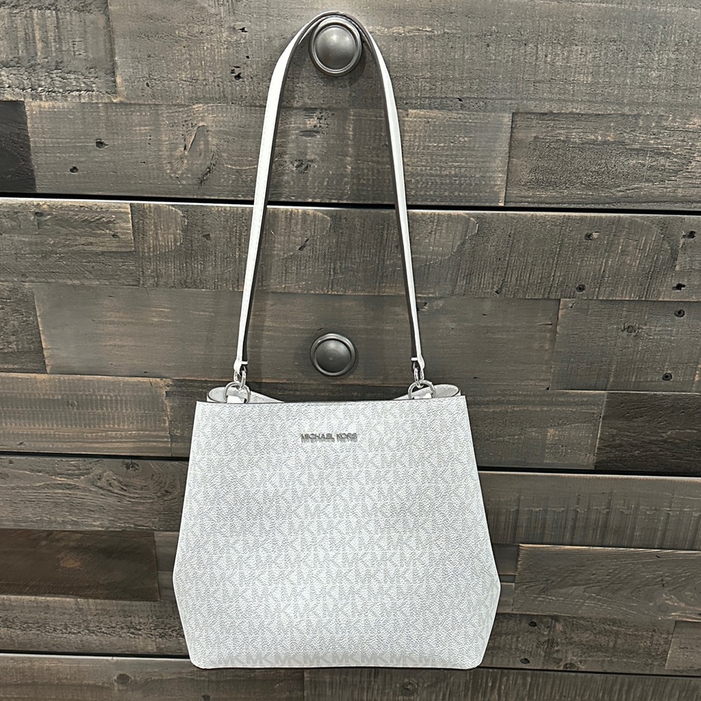 Michael Kors Pratt White Monogram Shoulder Bag